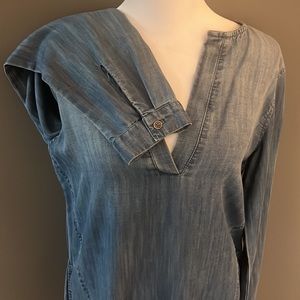 Cloth and Stone Denim Top. Size Small.